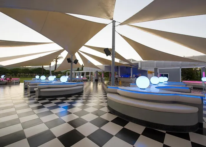 Tui Blue Tropical Hotel