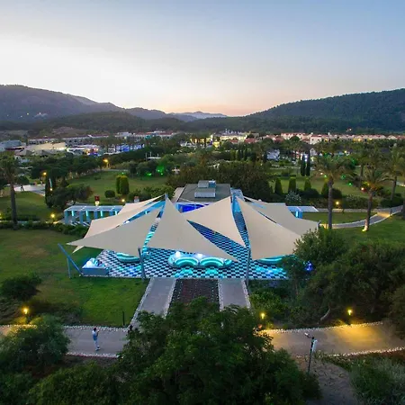 Tui Blue Tropical Hotel 4*